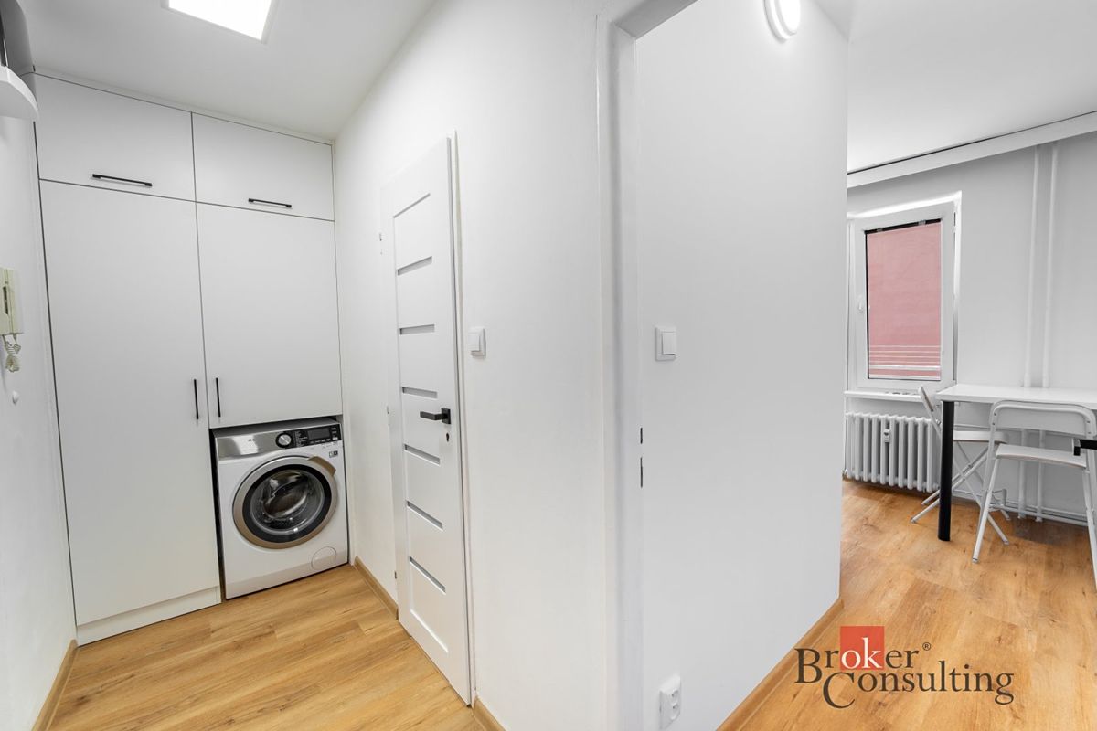 Pronájem bytu 1+1 38 m²