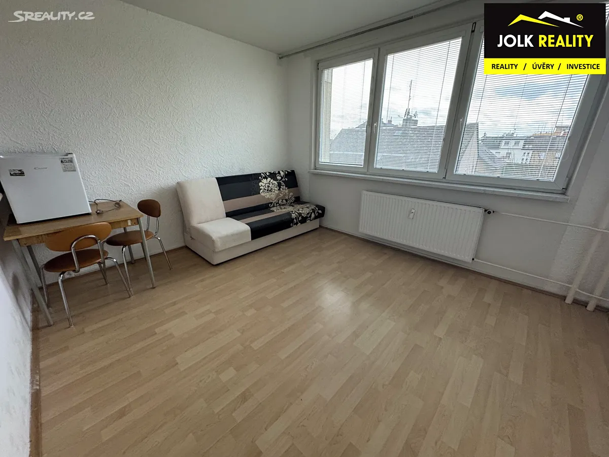 Pronájem bytu 1+kk 26 m², Opava