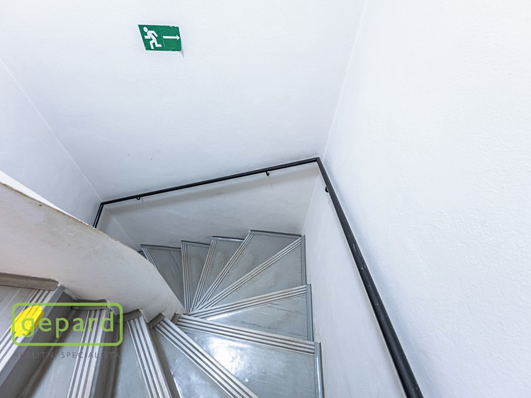 Комерційне приміщення в оренду, 252 м² (14 з 15)