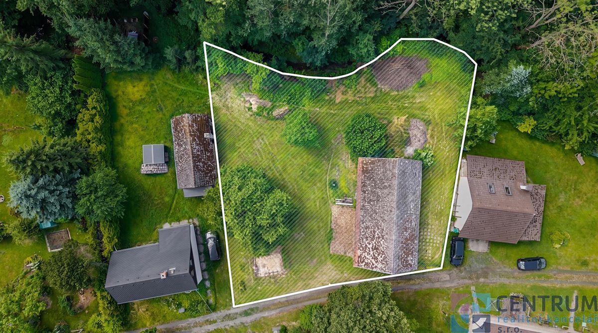 Prodej stavebního pozemku 1219 m² – fotografie 2