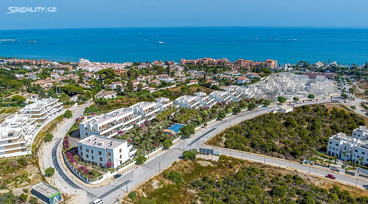 Pronájem bytu 3+1 112 m² - Widok 2