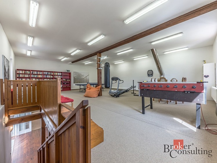 Gewerbefläche zum Kauf, 900 m² (25 von 41)