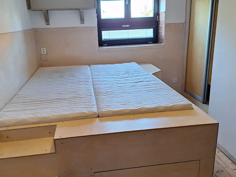 Pronájem bytu 2+kk 55 m², Praha – náhled fotky 3