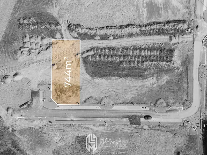 Prodej stavebního pozemku 744 m², Komárov – náhled fotky 2