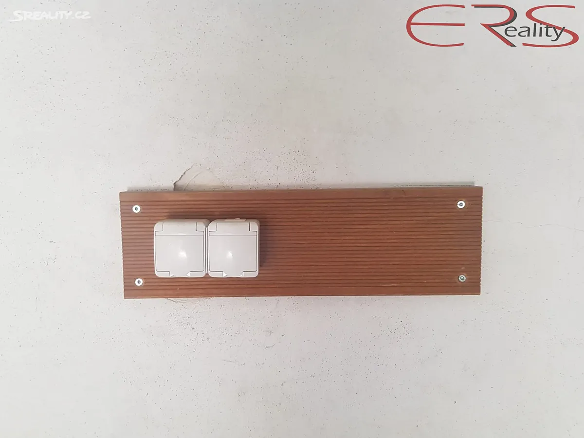 Prodej garáže 16 m² - Więcej