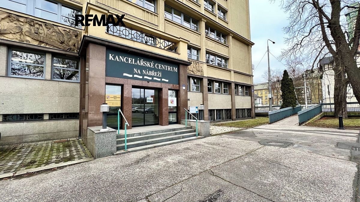 Pronájem kanceláře 30 m² – fotografie 2