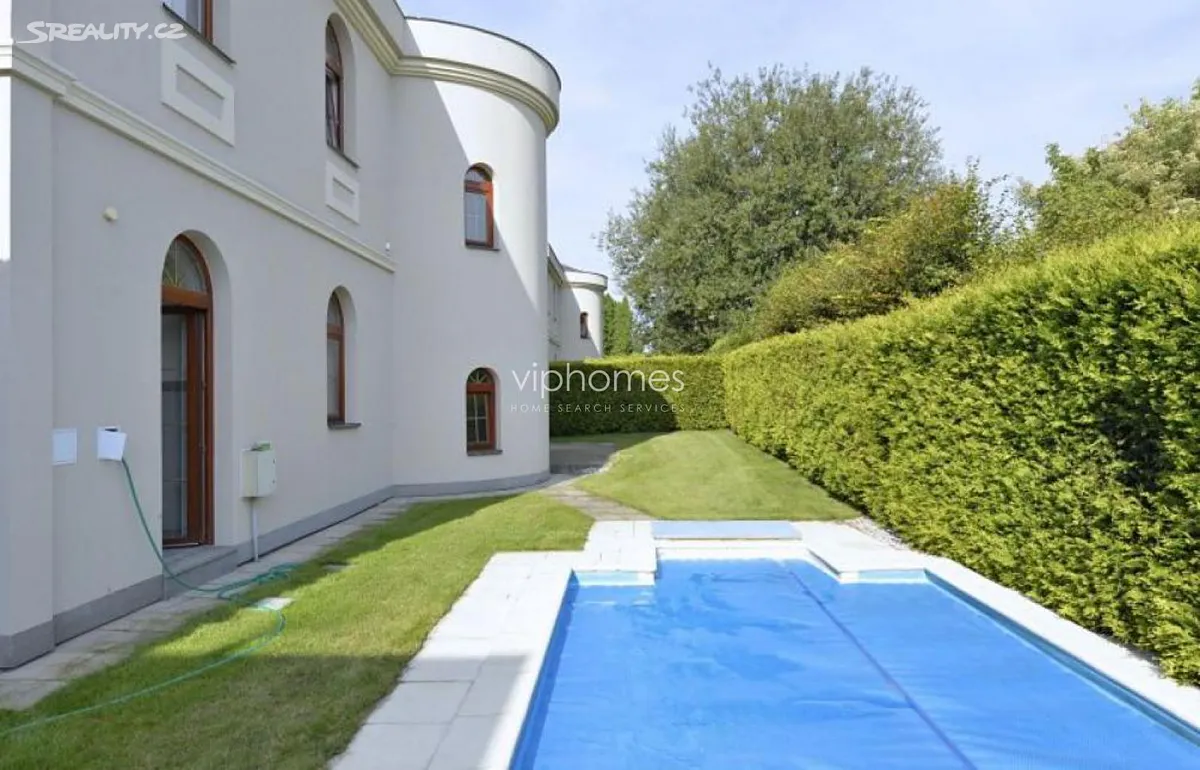 Pronájem vily 270 m², pozemek 592 m², Praha