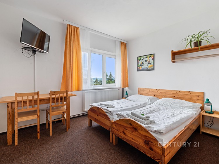 Prodej komerčního prostoru, 457 m² (18 z 32)