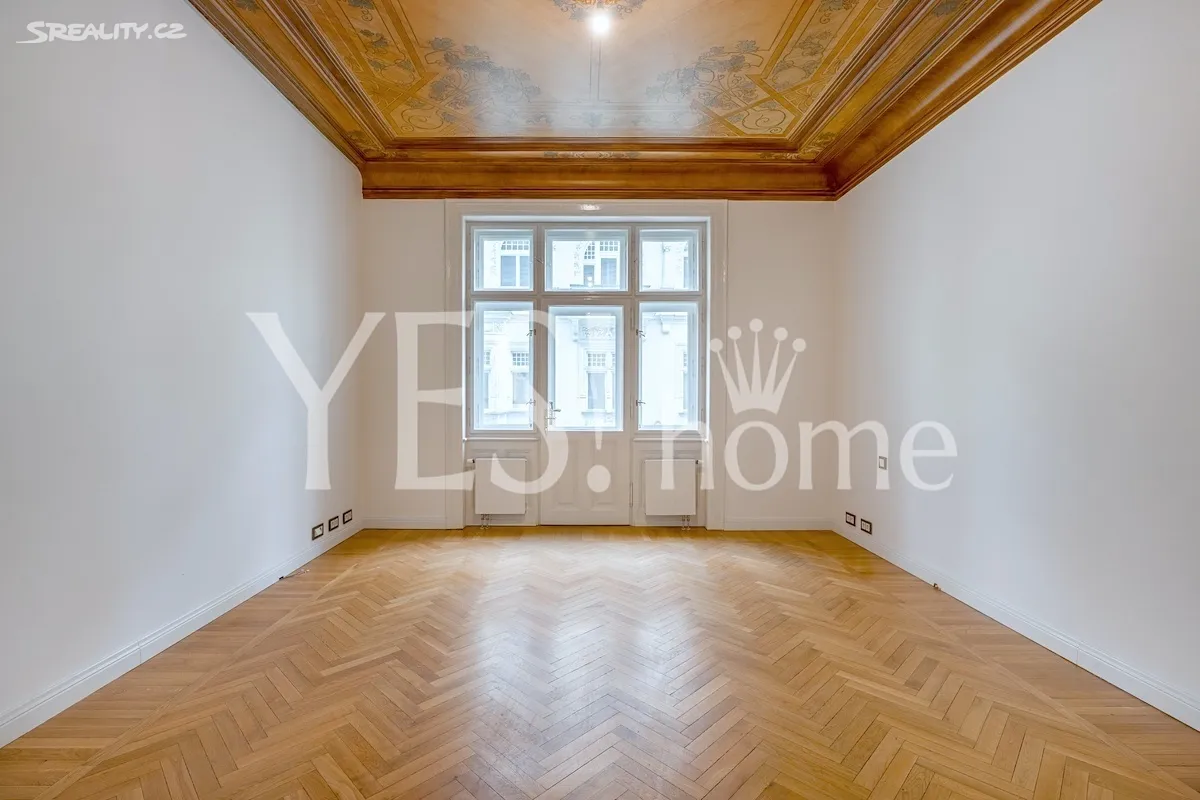 Pronájem kanceláře 143 m², Praha