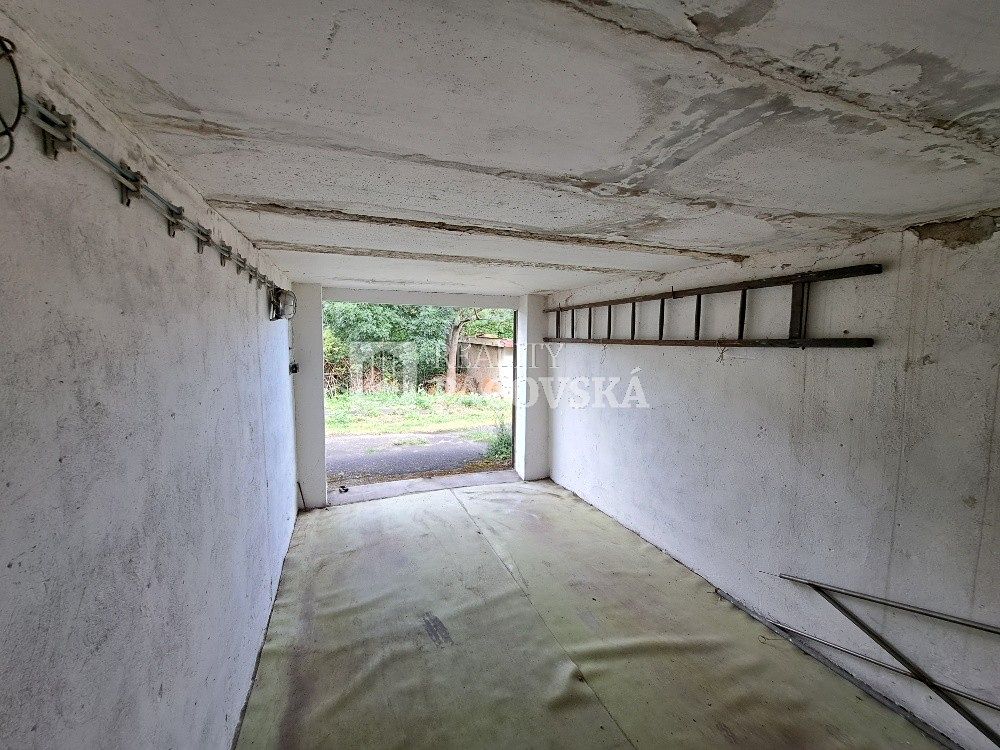 Prodej garáže 17 m² – fotografie 3