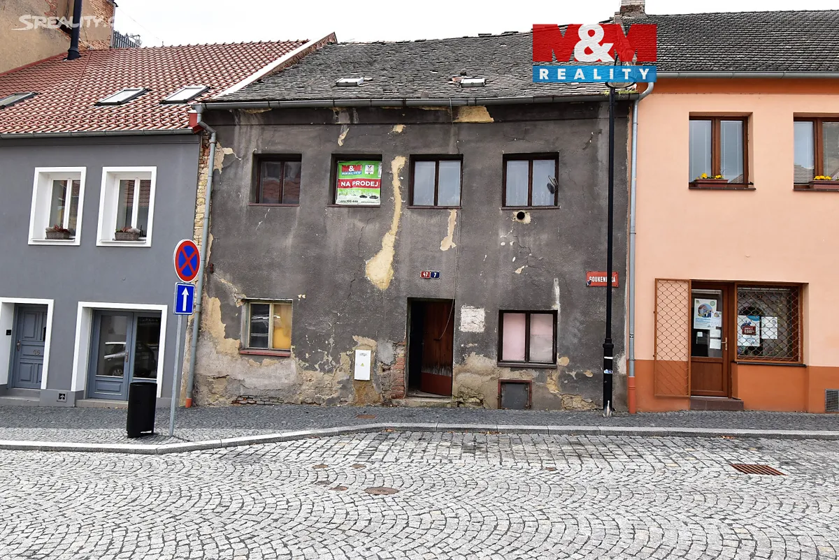 Prodej rodinného domu 200 m², pozemek 237 m², Slaný