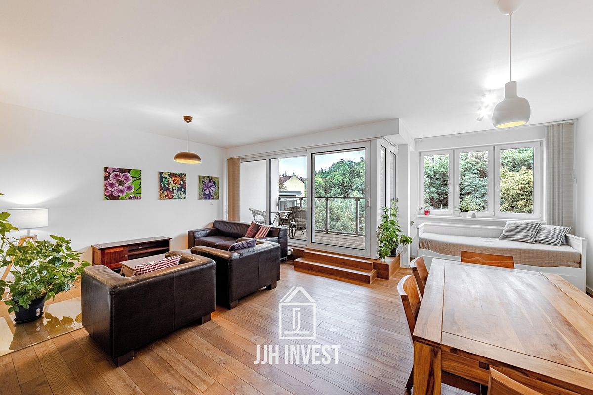 Pronájem bytu 4+kk 138 m²