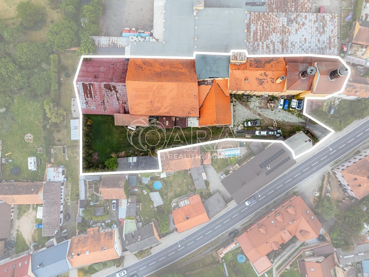 Prodej výrobní haly, prostoru 9000 m² – fotografie 3