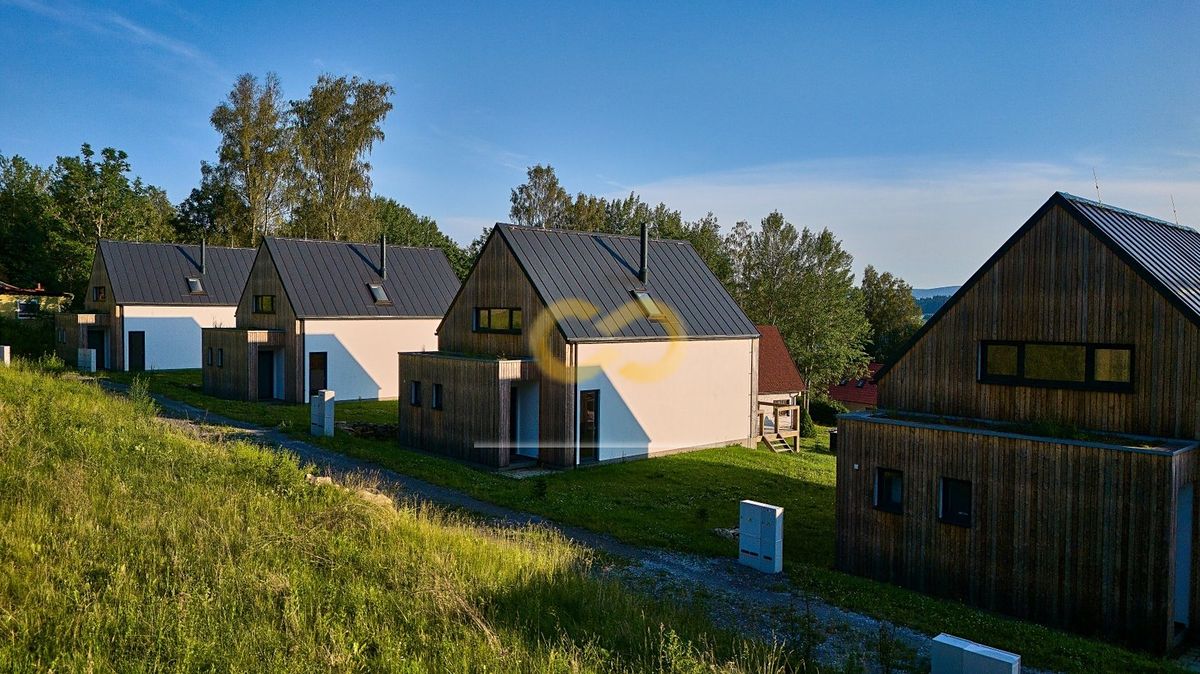 Prodej rodinného domu 104 m², pozemek 537 m² – fotografie 5
