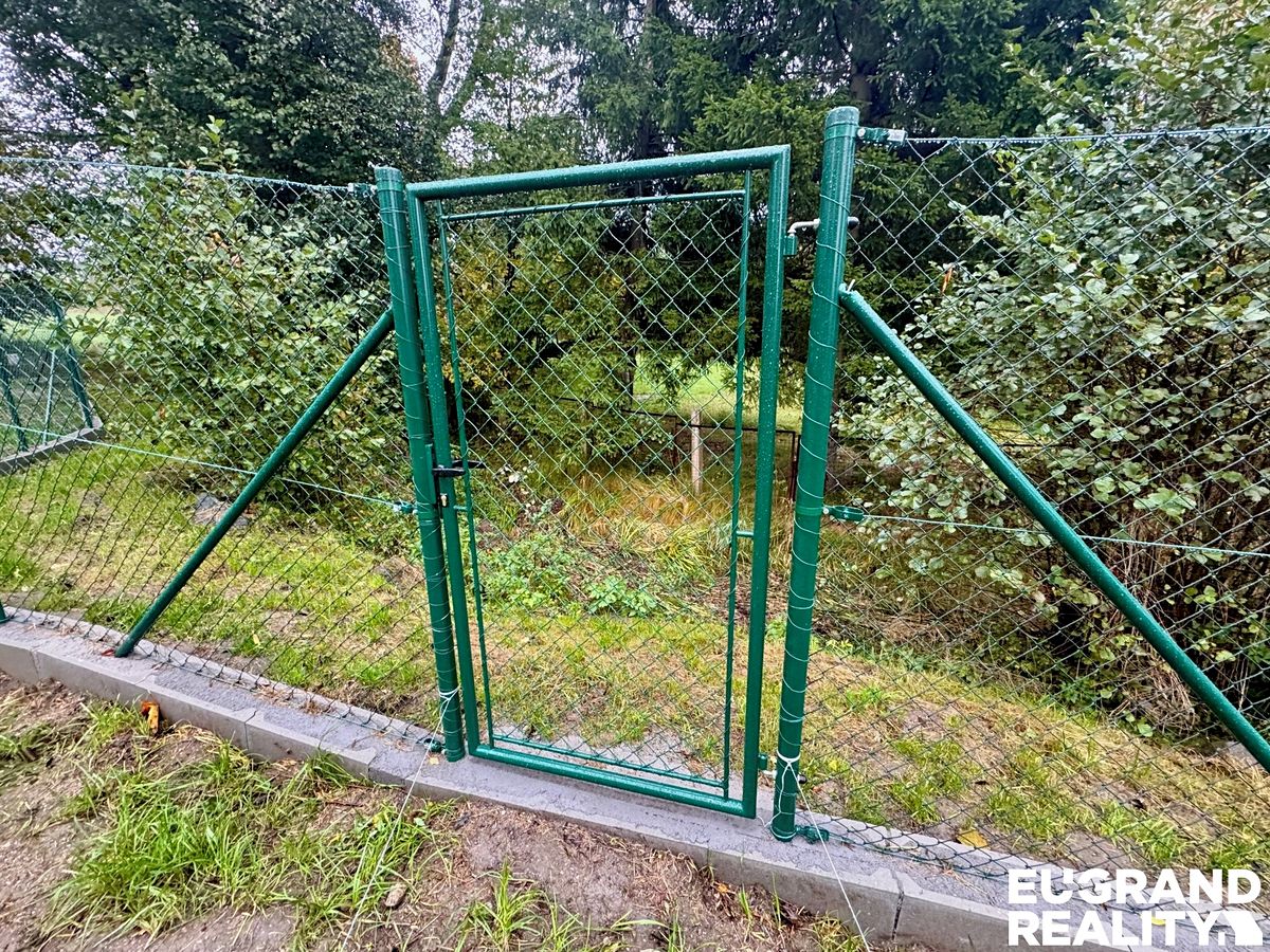 Pronájem zahrady 250 m² – fotografie 4