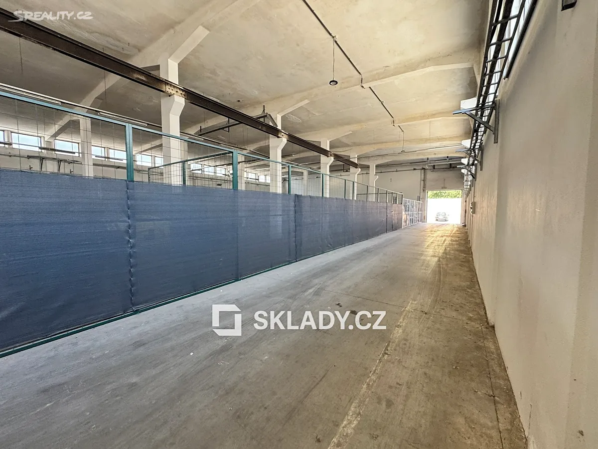 Pronájem skladového prostoru 400 m² – pohled 3