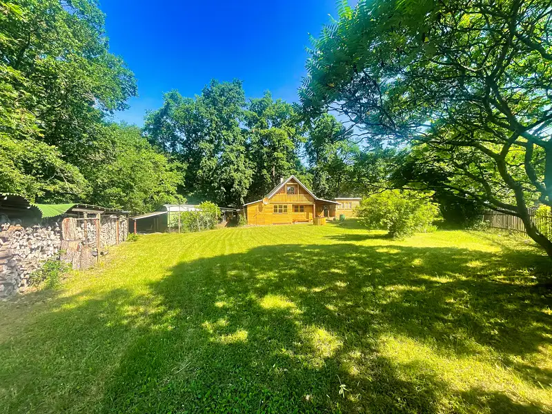 Prodej chaty 74 m², pozemek 1021 m², Kostelec nad Vltavou – náhled fotky 3