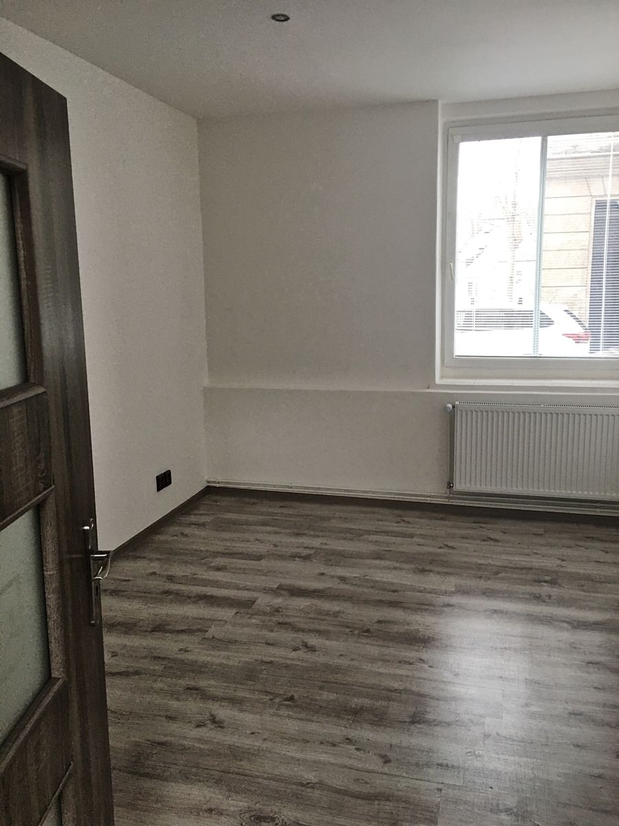 Pronájem bytu 2+1 55 m² – fotografie 2