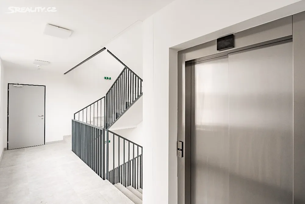 Pronájem bytu 2+kk 68 m² – pohled 5