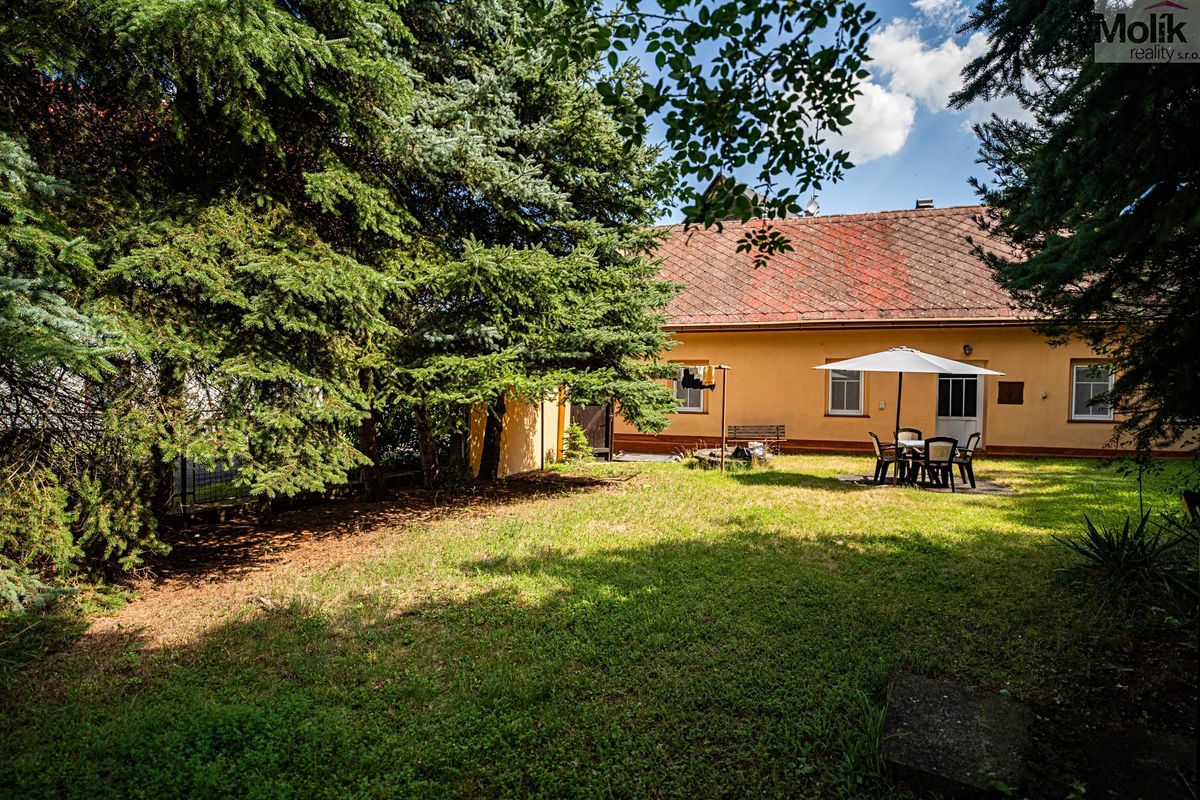 Prodej rodinného domu 176 m², pozemek 775 m² – fotografie 5