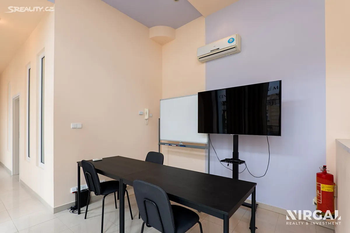 Prodej obchodního prostoru 91 m² – další