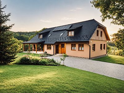 Prodej rodinného domu 360 m², pozemek 3500 m²