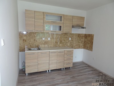 Prodej domu, 78 m² (2 z 17)