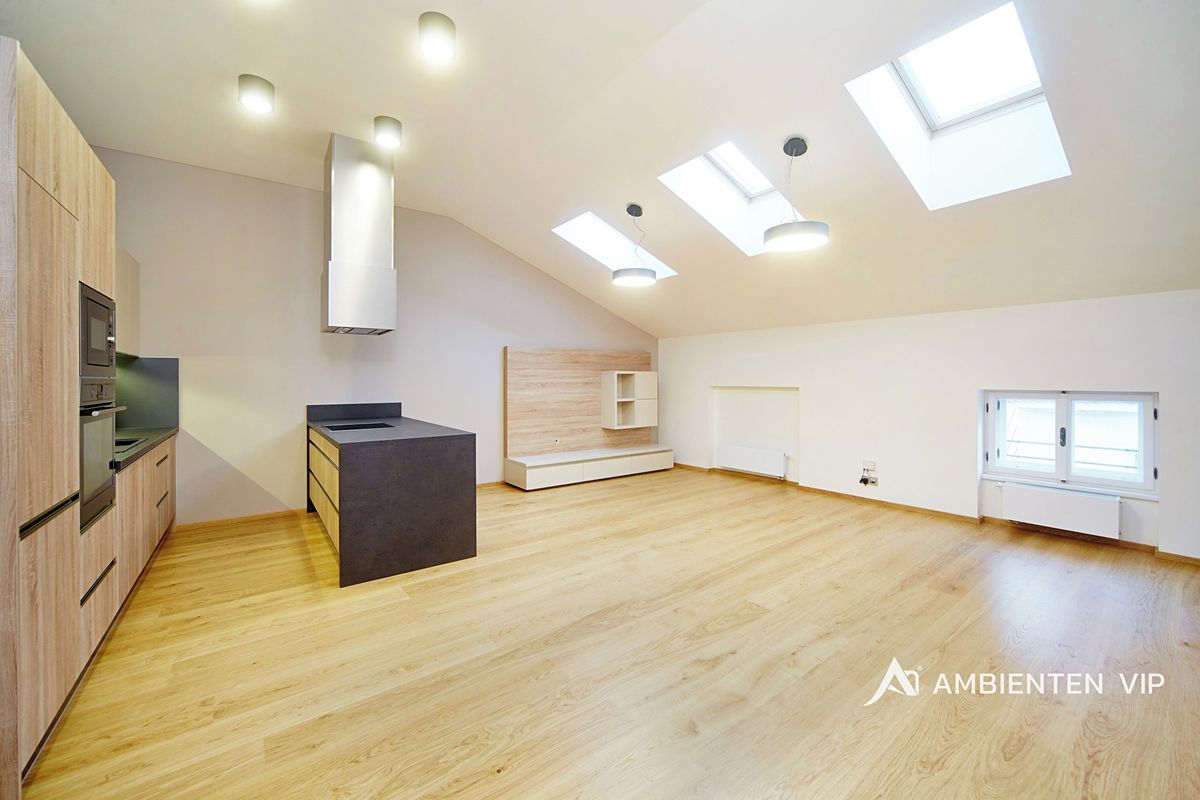 Pronájem bytu 2+kk 69 m²