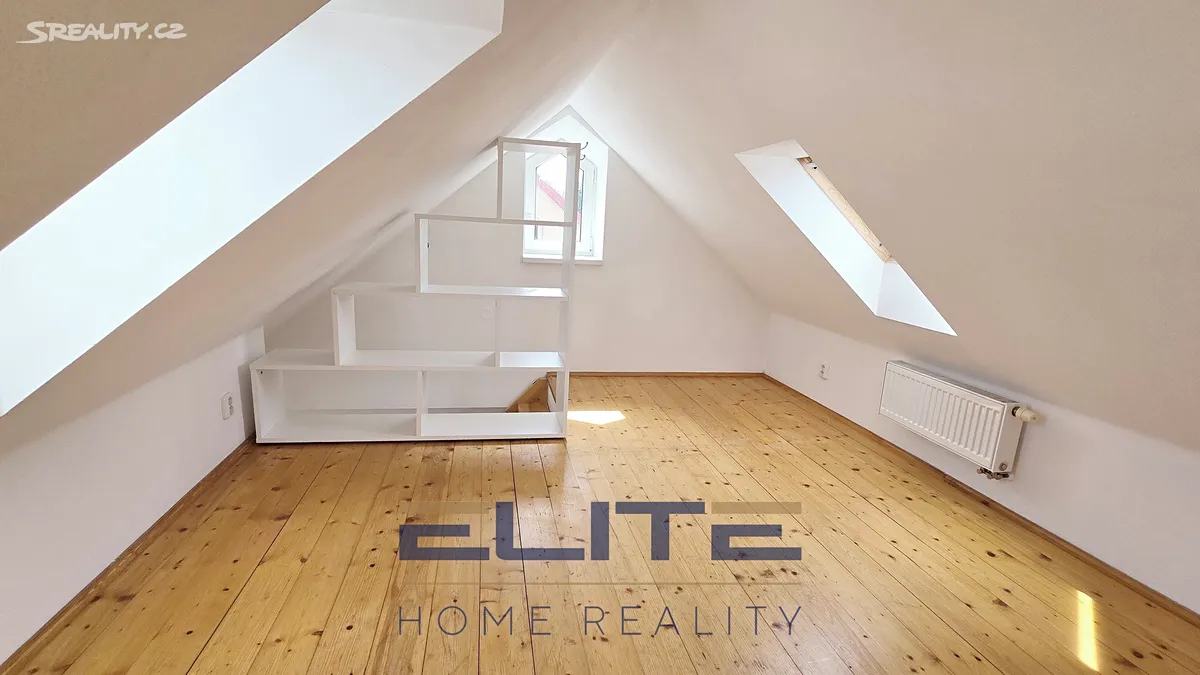 Pronájem bytu 2+kk 59 m² - Widok 3
