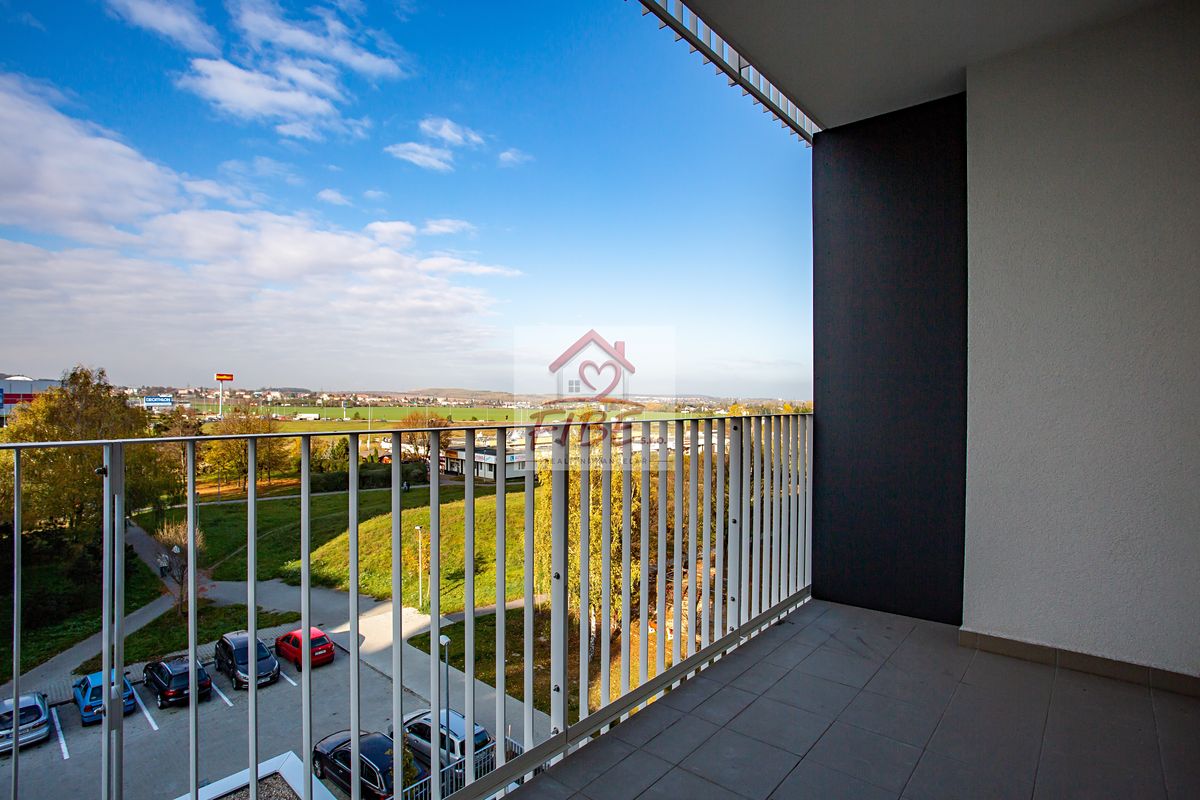 Prodej bytu 1+kk 30 m² – fotografie 4