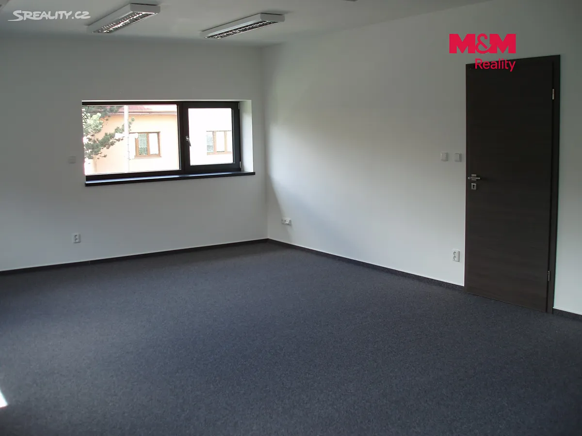 Pronájem kanceláře 41 m² – pohled 5