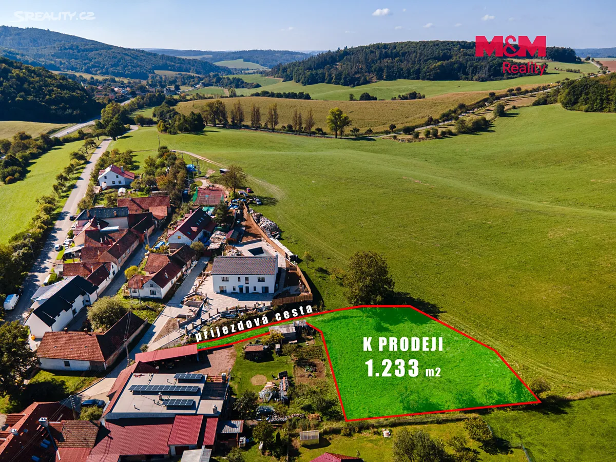 Prodej stavebního pozemku 1233 m² – pohled 4