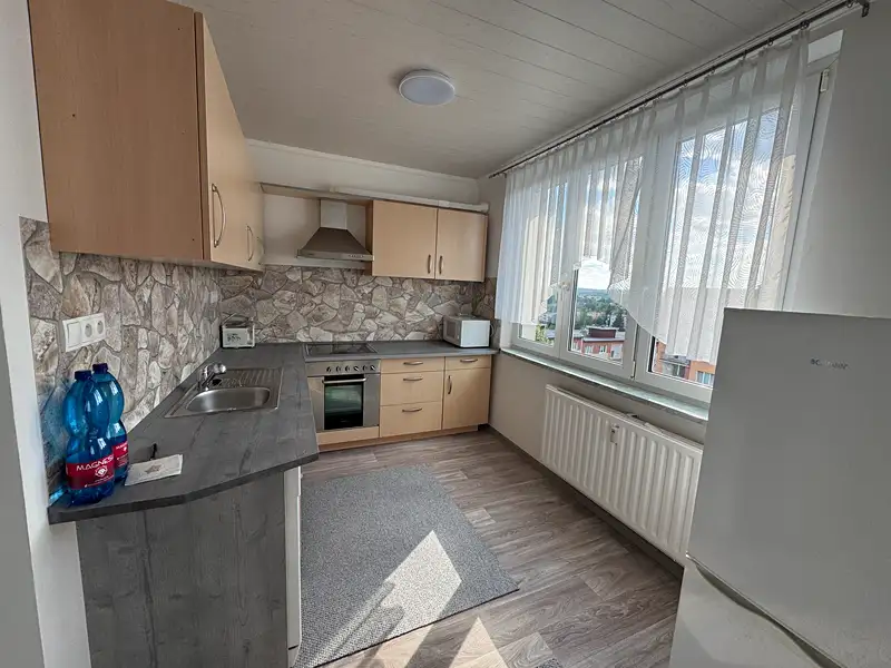 Pronájem bytu 3+1 64 m², Sokolov – náhled fotky 2