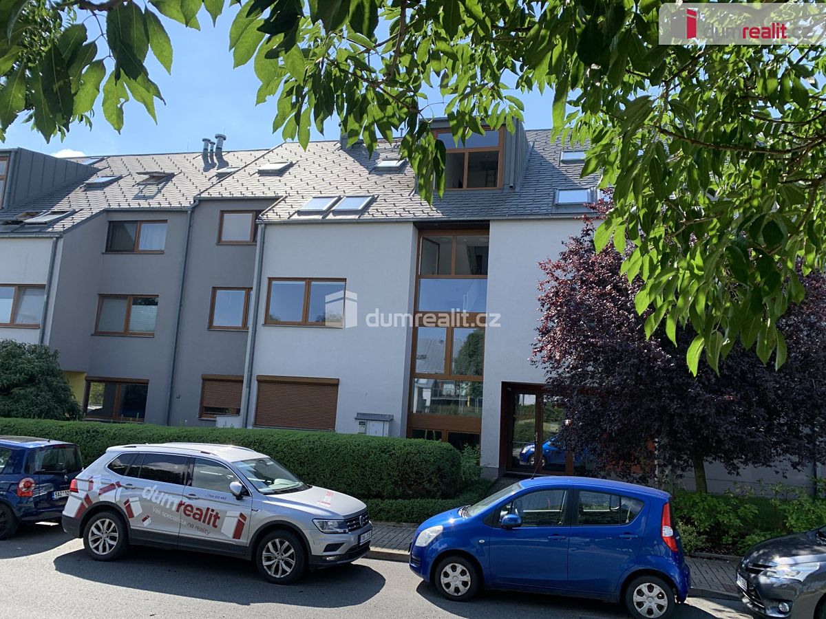 Pronájem bytu 3+kk 81 m²
