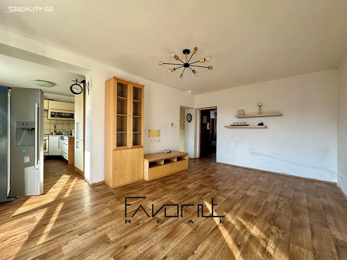 Prodej rodinného domu 178 m², pozemek 529 m² – pohled 4