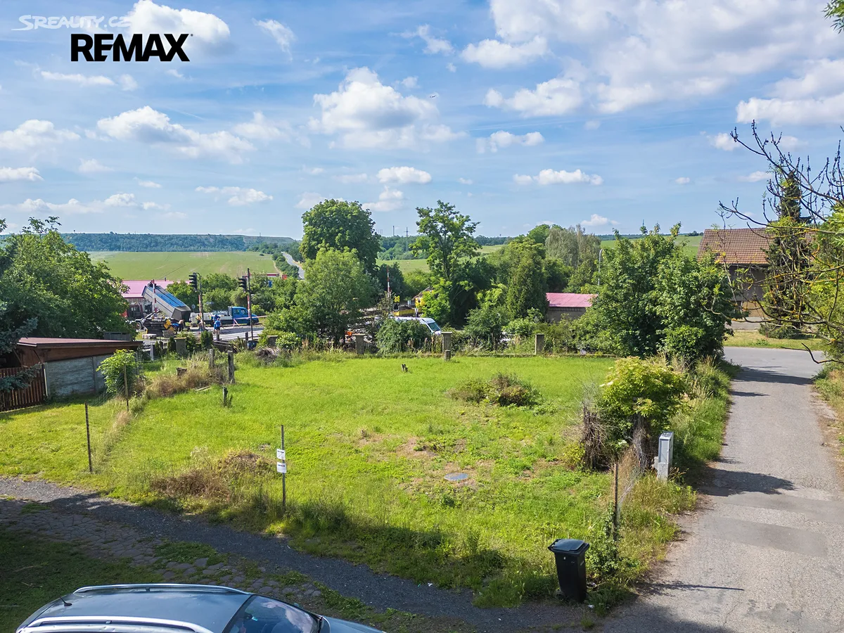 Prodej stavebního pozemku 618 m² – pohled 3