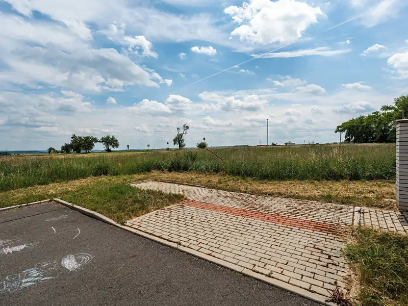 Prodej stavebního pozemku 1116 m², Vysoký Újezd – náhled fotky 2