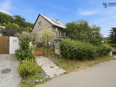 Pronájem  rodinného domu 120 m², pozemek 382 m²