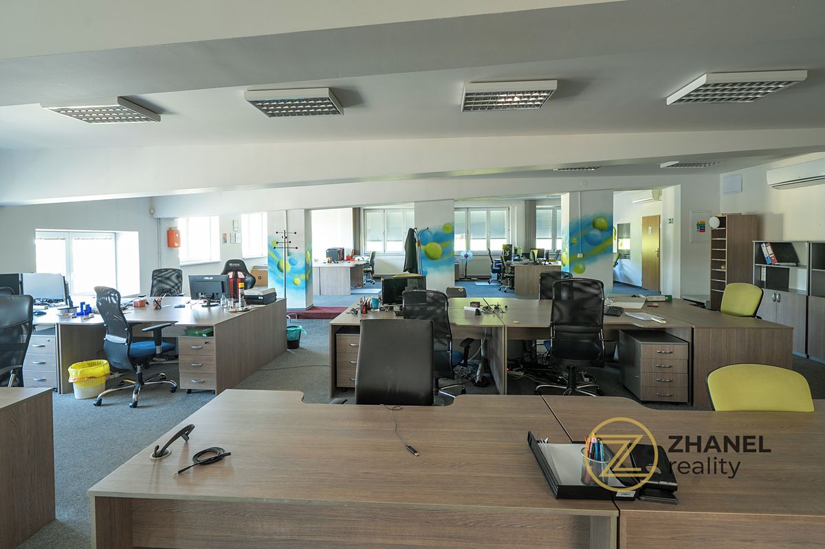Pronájem kanceláře 85 m² – fotografie 5