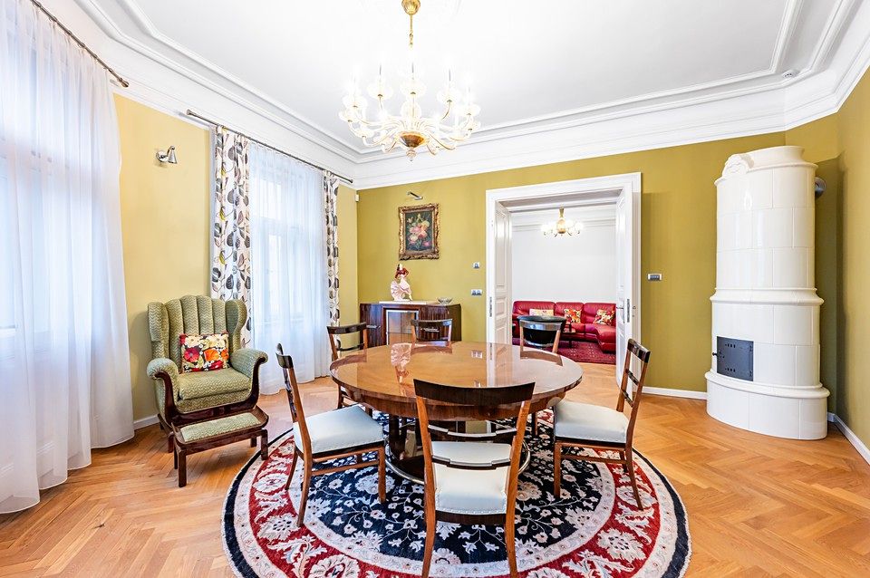Pronájem bytu 4+1 184 m² – fotografie 3