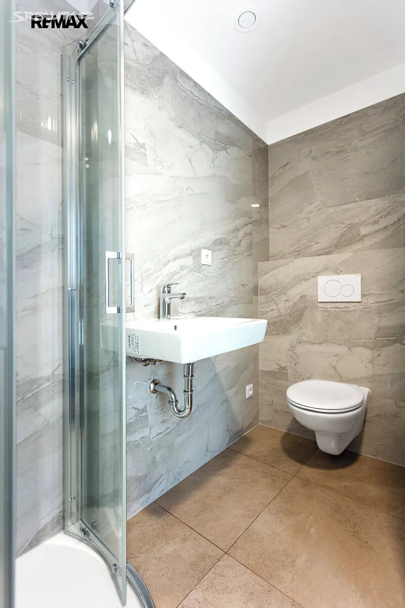 Pronájem bytu 1+kk 44 m² – pohled 6