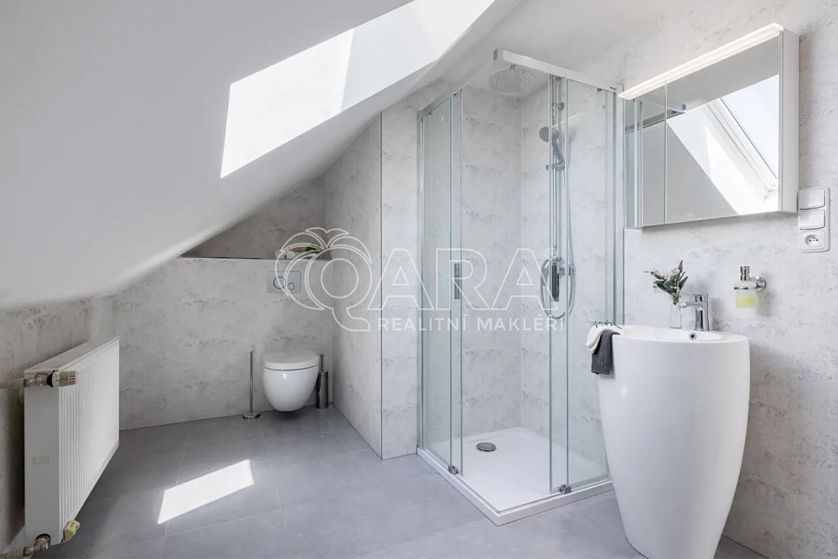Prodej bytu 2+kk 79 m² – fotografie 3