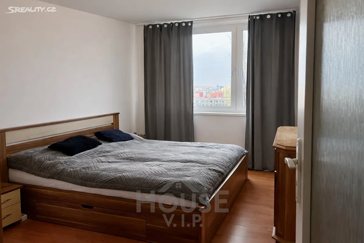 Prodej bytu 3+1 80 m² – pohled 6