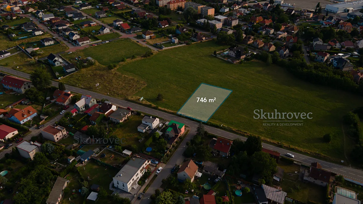Prodej stavebního pozemku 746 m²