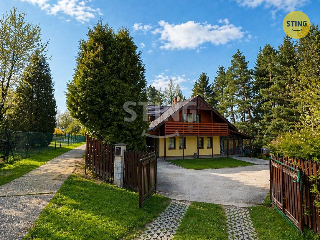Prodej rodinného domu 197 m², pozemek 4419 m² – fotografie 3
