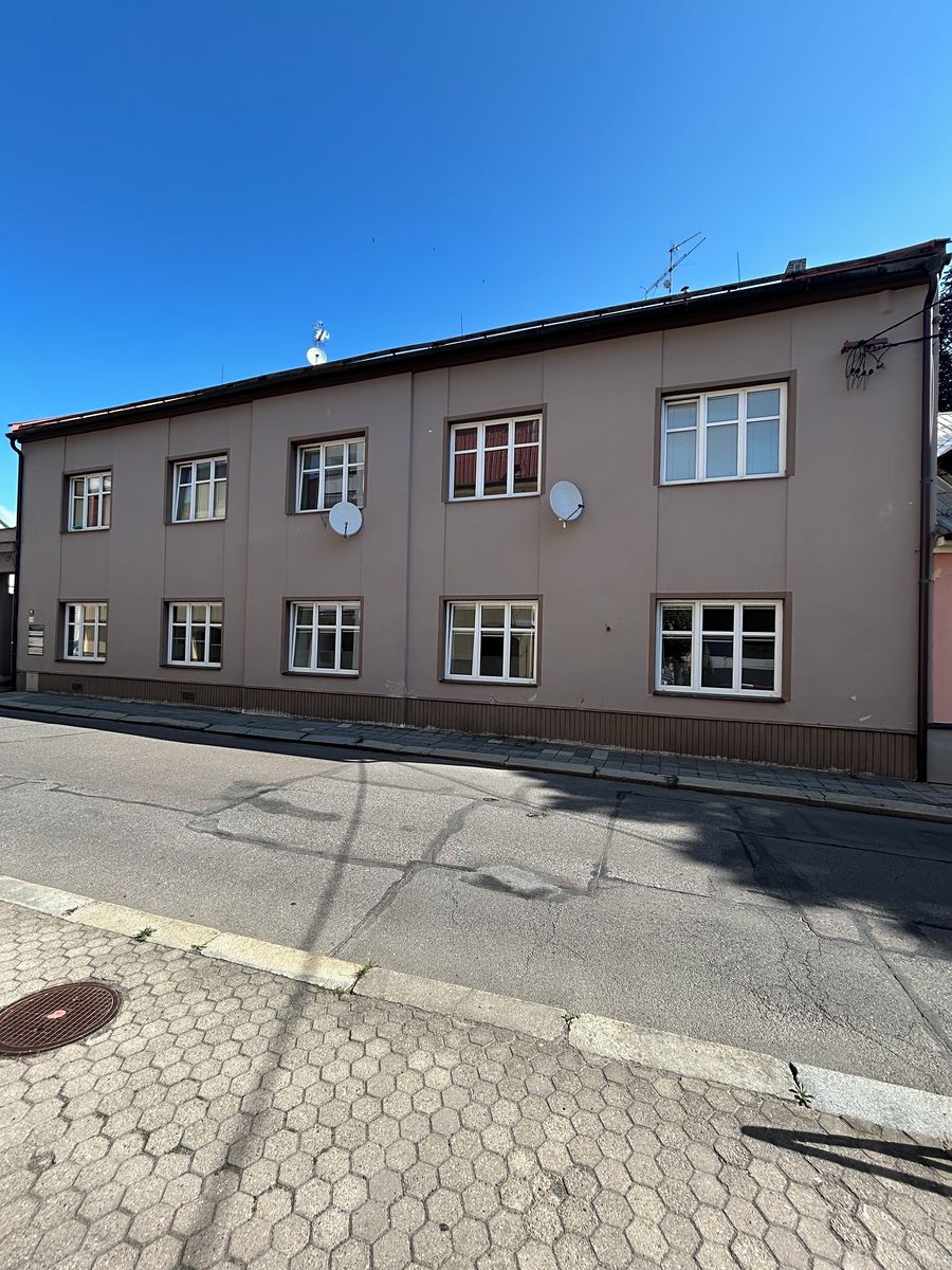 Pronájem bytu 1+kk 38 m²