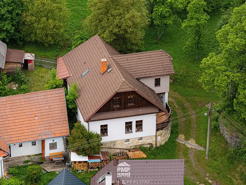 Prodej chalupy 231 m², pozemek 195 m², Rohozná – náhled fotky 2