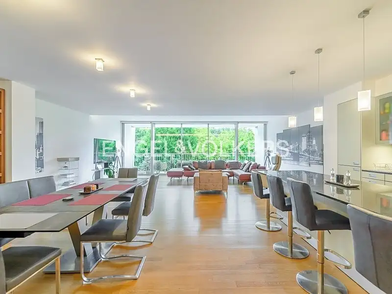 Pronájem bytu 4+kk 180 m²