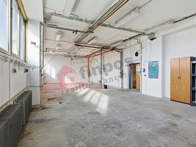 Pronájem skladového prostoru 180 m², Tábor – náhled fotky 3