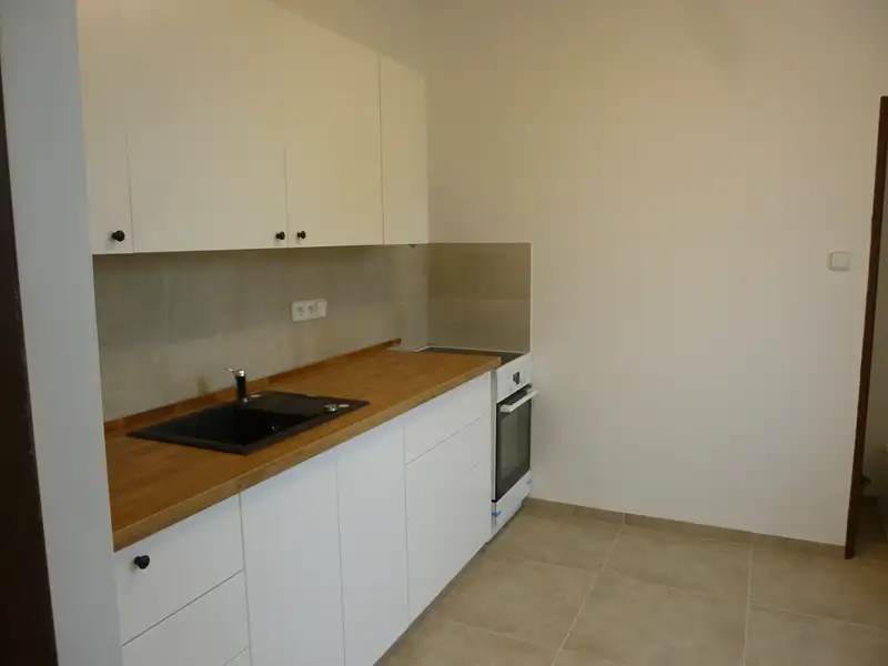 Prodej bytu 1+1 44 m², Nymburk – náhled fotky 2